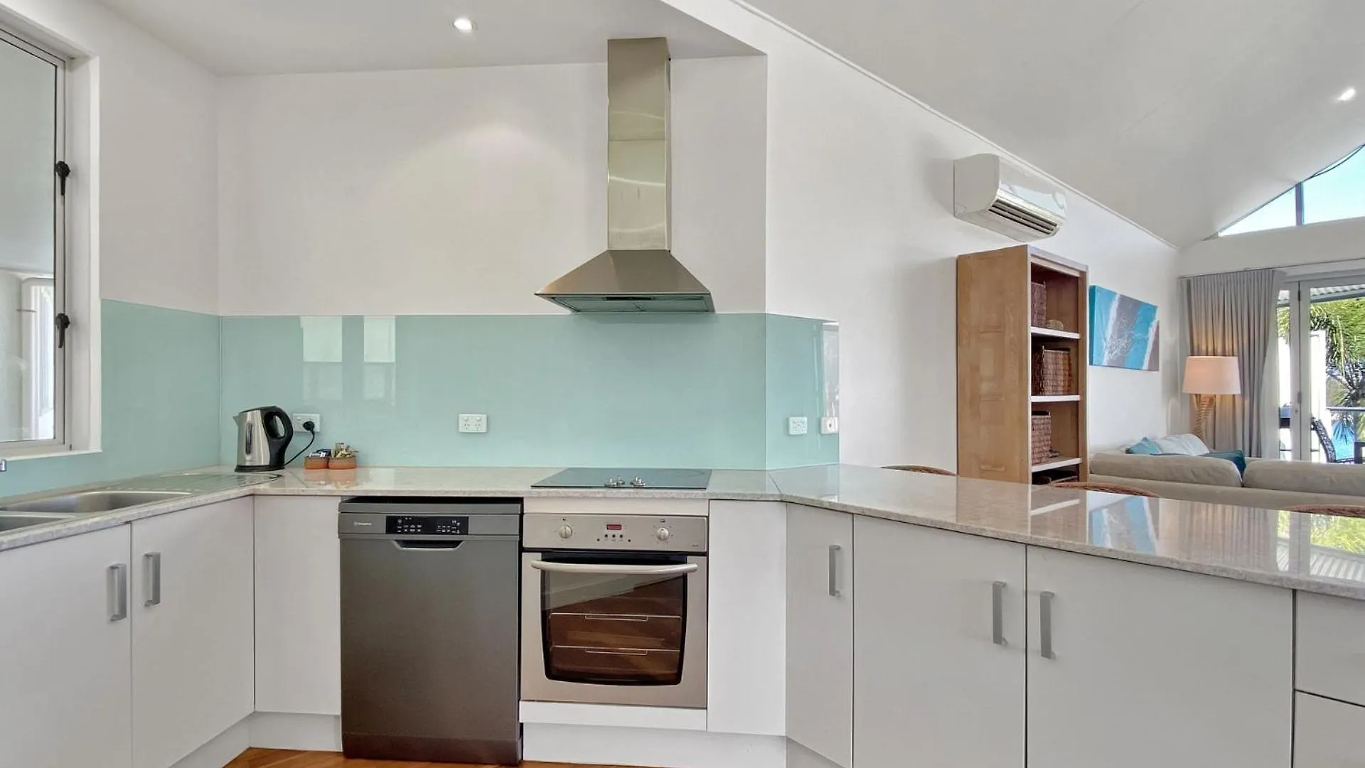فيلا Waters Edge Townhouse 4 خليج نيللي 0*,  أستراليا